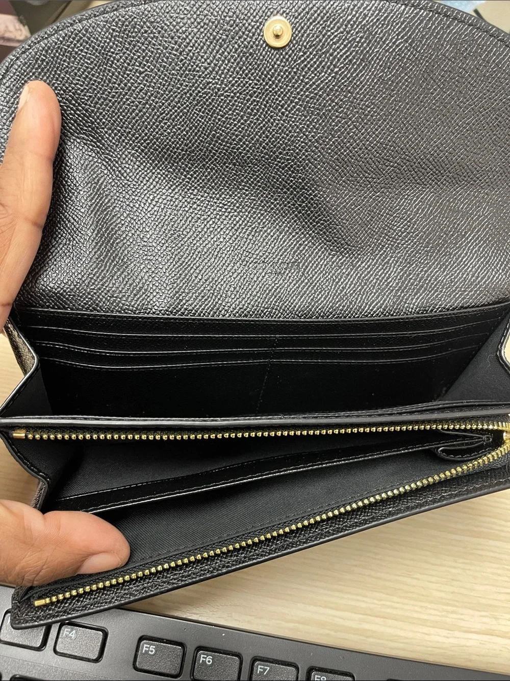 Coach Crossgrain Women’s Leather Slim Envelope Wallet Black NWOT